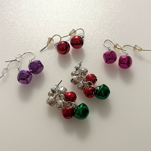 4 Vintage Sets of Holiday Christmas Jingle Bells Dangle Drop Earrings - Picture 2 of 16